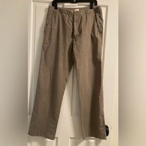 CP Company man’s pants size 50 olive green